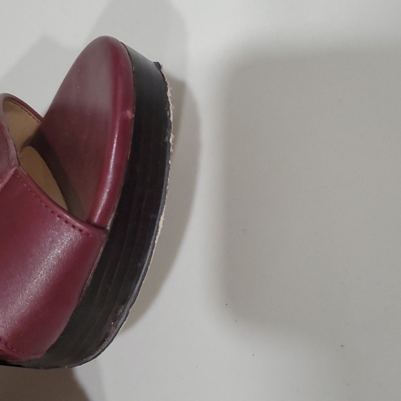 Michael Kors Heels - Picture 4 of 8